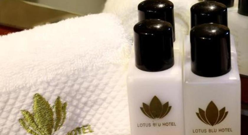 Lotus Blu Hotel Legazpi Bagian luar foto