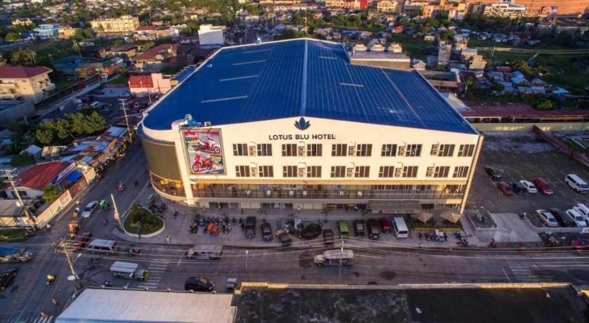Lotus Blu Hotel Legazpi Bagian luar foto