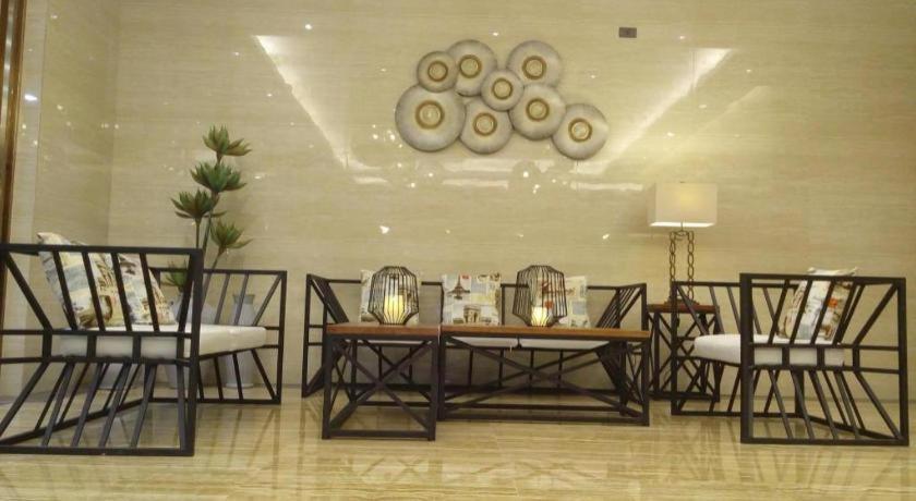 Lotus Blu Hotel Legazpi Bagian luar foto