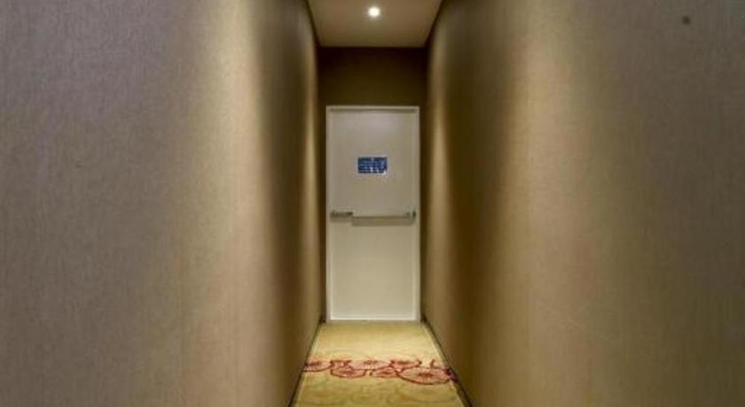 Lotus Blu Hotel Legazpi Bagian luar foto