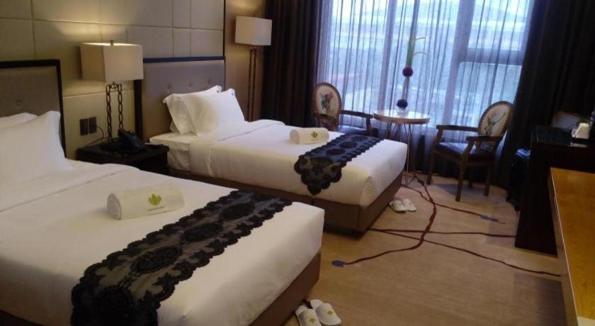 Lotus Blu Hotel Legazpi Bagian luar foto
