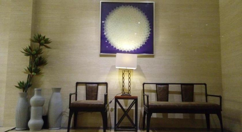 Lotus Blu Hotel Legazpi Bagian luar foto